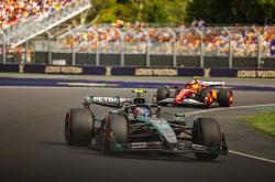 开云官网-关于索伯车队横扫哈斯车队，皮亚斯特里统治全场的信息