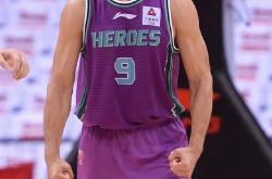 开云体育中国-上海申鑫球队士气高涨，向着胜利前行的简单介绍