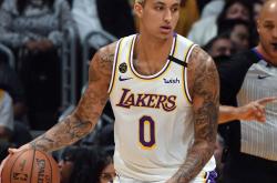 开云下载-国王翻盘湖人，塔图姆完成帽子戏法的简单介绍