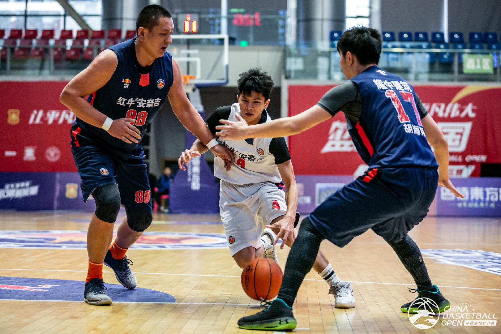 湖南男篮战胜海南队,取得胜利 湖南男篮战胜海南队,取得胜利