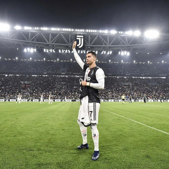 尤文图斯遭遇惨败，C罗难挽狂澜