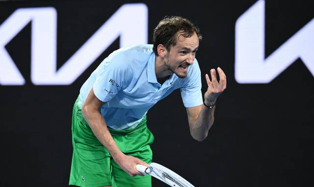 包含蒙特卡洛大师赛横扫澳网，梅德韦杰夫统治全场的词条