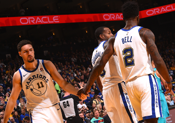 黄蜂成功逆袭，主场豪取胜利的简单介绍