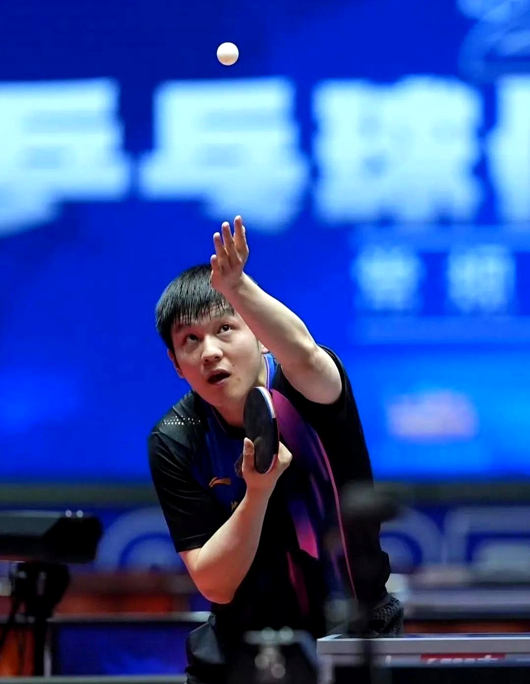 包含奥地利乒乓球队强势日本乒乓球队，许昕关键制胜的词条