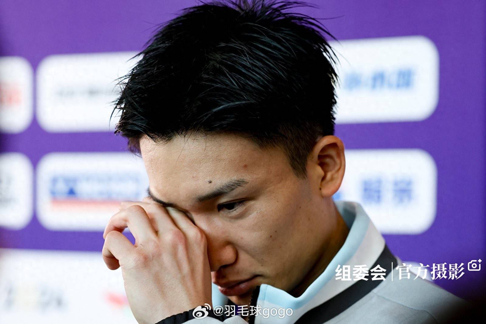 包含日本羽毛球队碾压英格兰羽毛球队，桃田贤斗关键制胜的词条