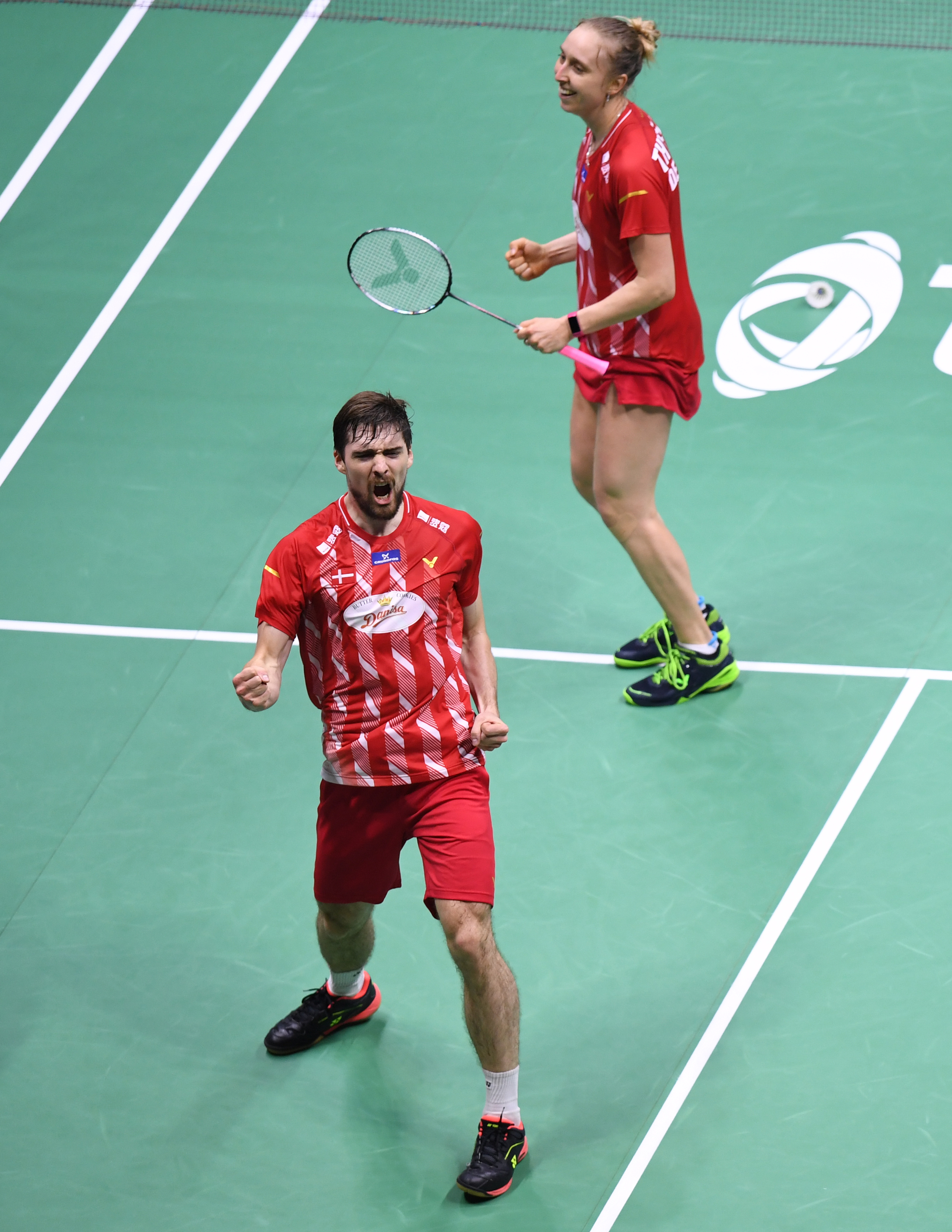 包含中国羽毛球队横扫印尼羽毛球队，安赛龙制霸全场的词条