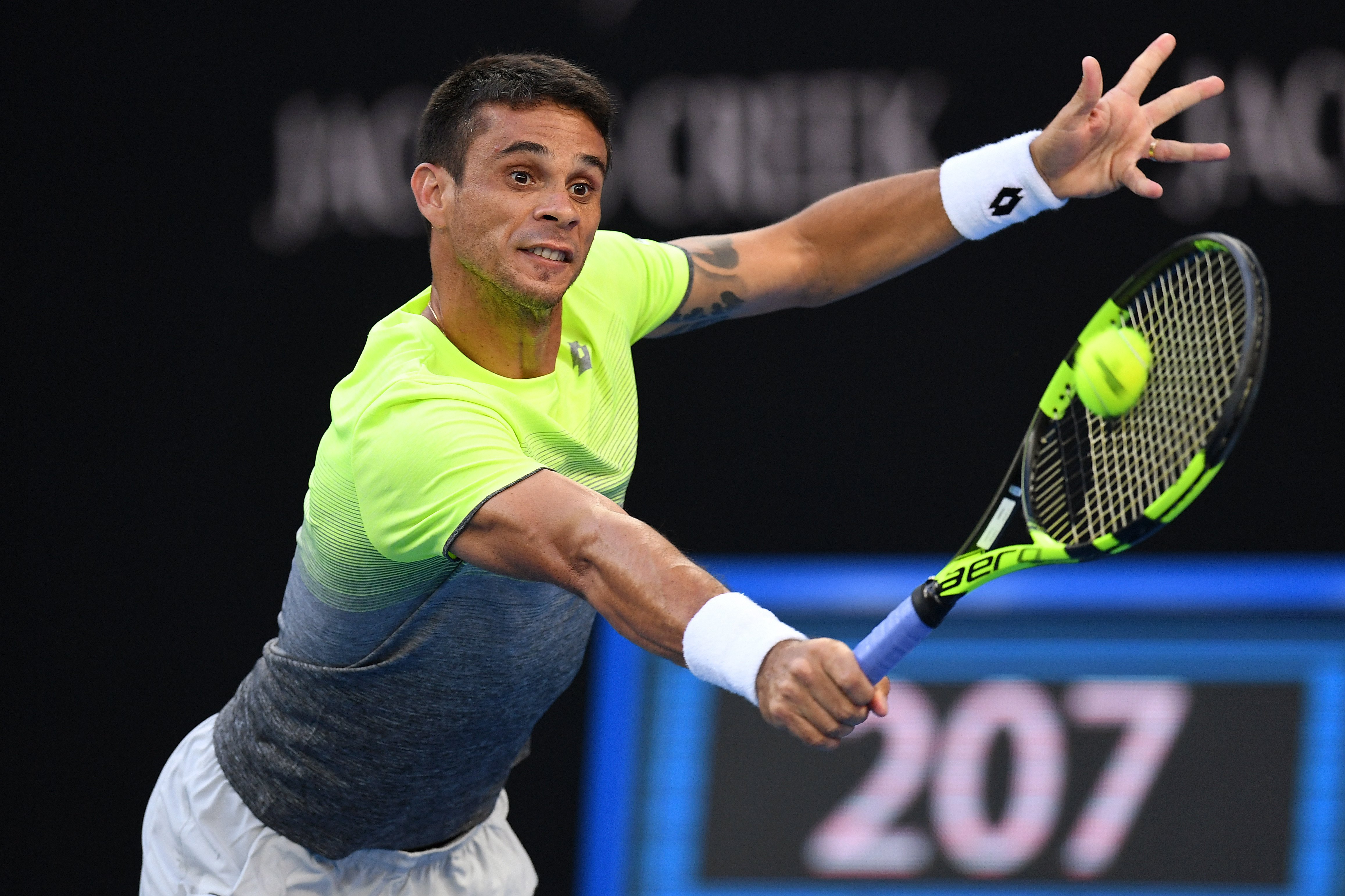 包含澳大利亚网球队力克美国网球队，克耶高斯爆发神勇的词条