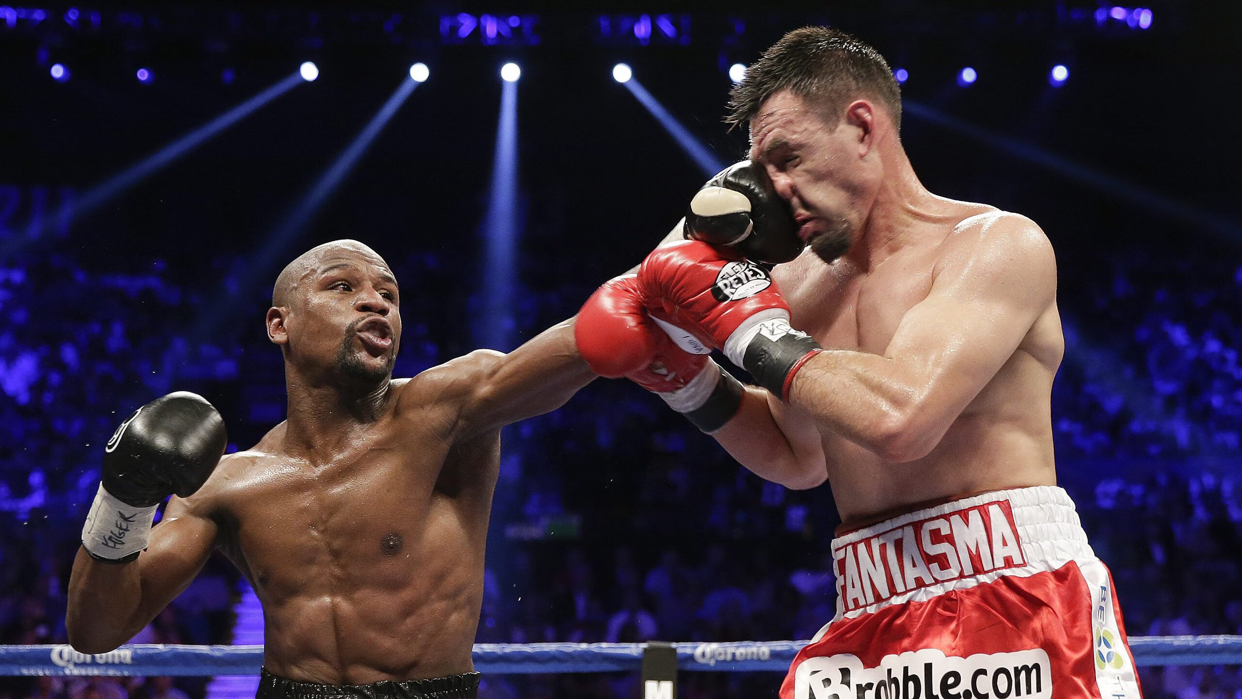 绿茵绝杀与羽坛高光，法国队惊险逆转泰国，李梓嘉赛场展锋芒