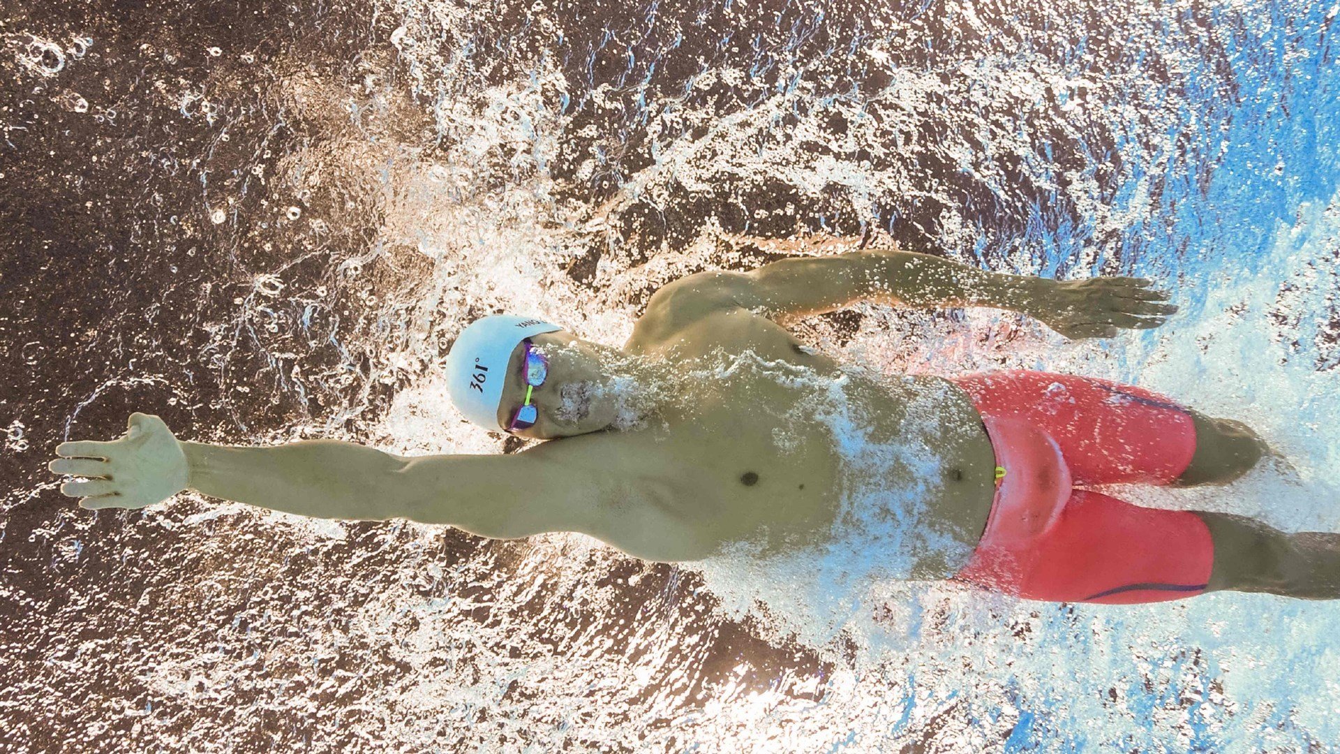 绝境中的英雄，波尔扛起英格兰，一剑封喉终结韩国