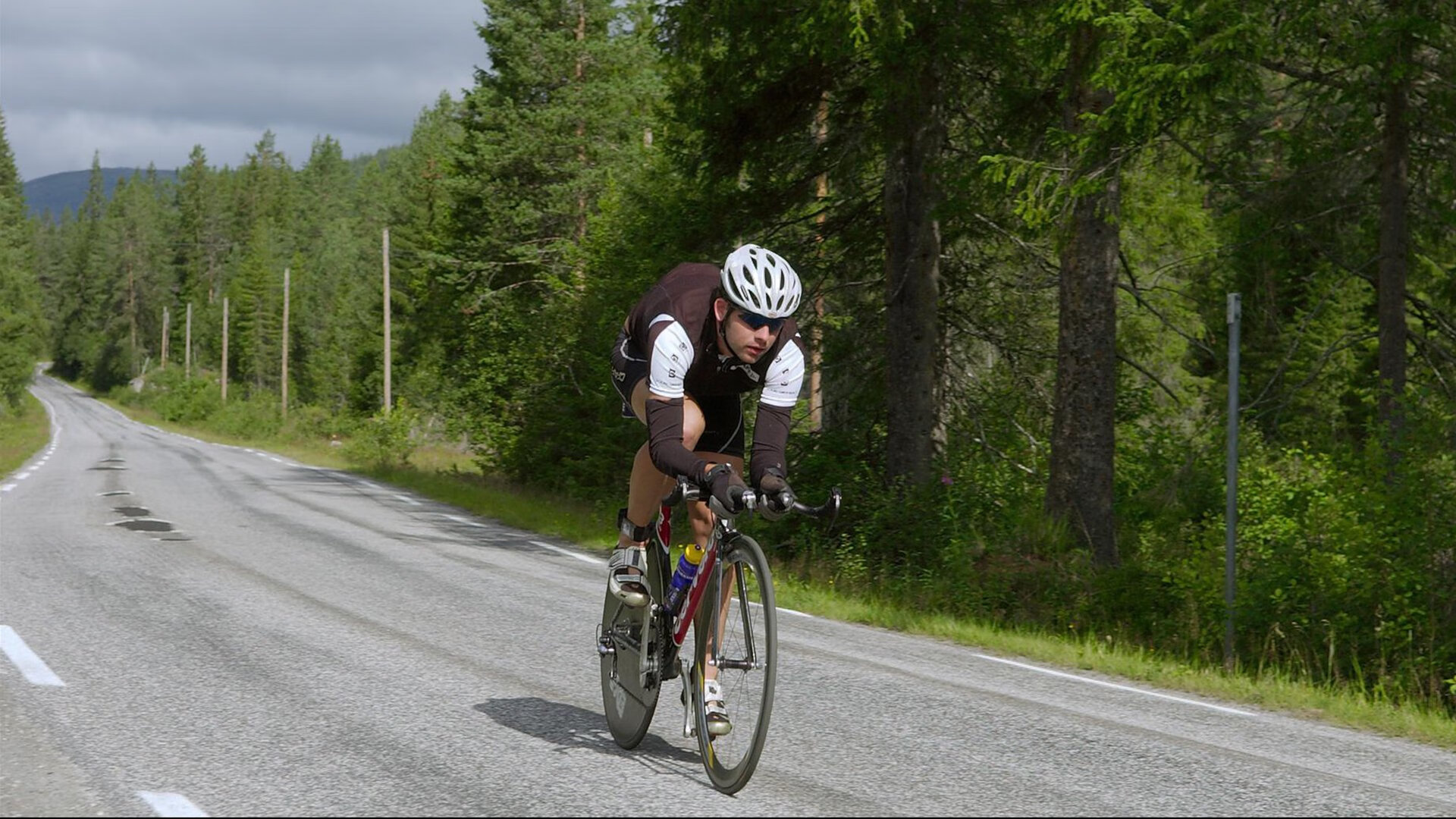 步行者粉碎快船，浓眉制胜表现背后的战术革命